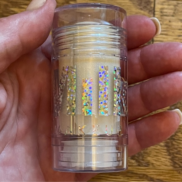 Milk Makeup Glitter Stick in Techno - Picture 8 of 14